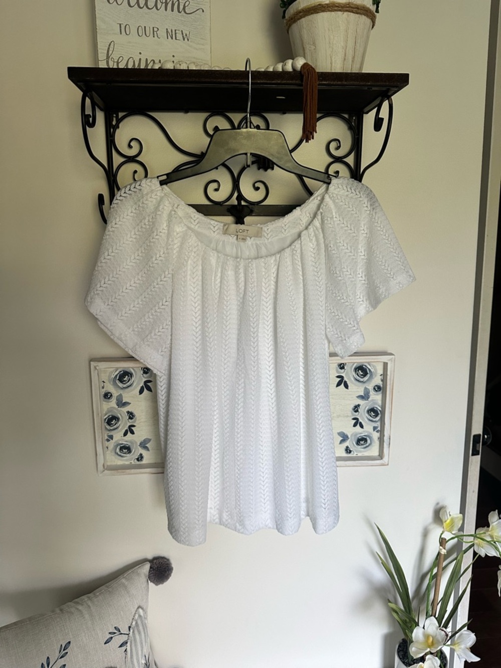 LOFT White flowy eyelet blouse NWOT medium